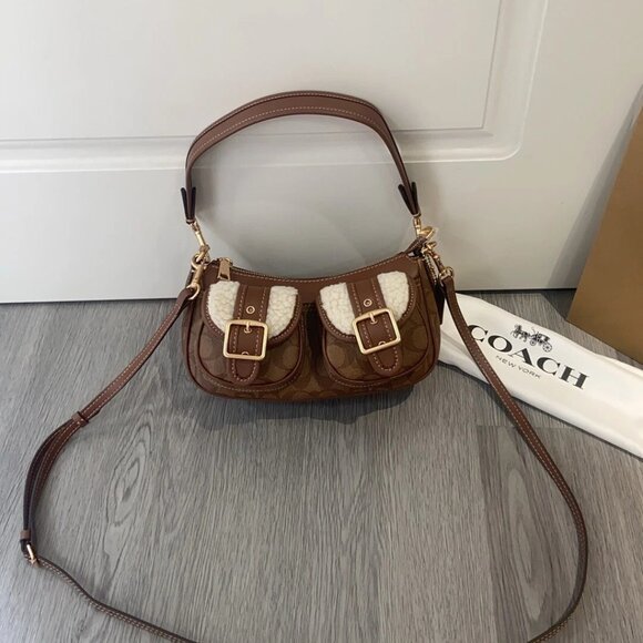 COACH Ashton Baguette Bag In Signature Canvas Tan/Natural CY658 Outlet NEW